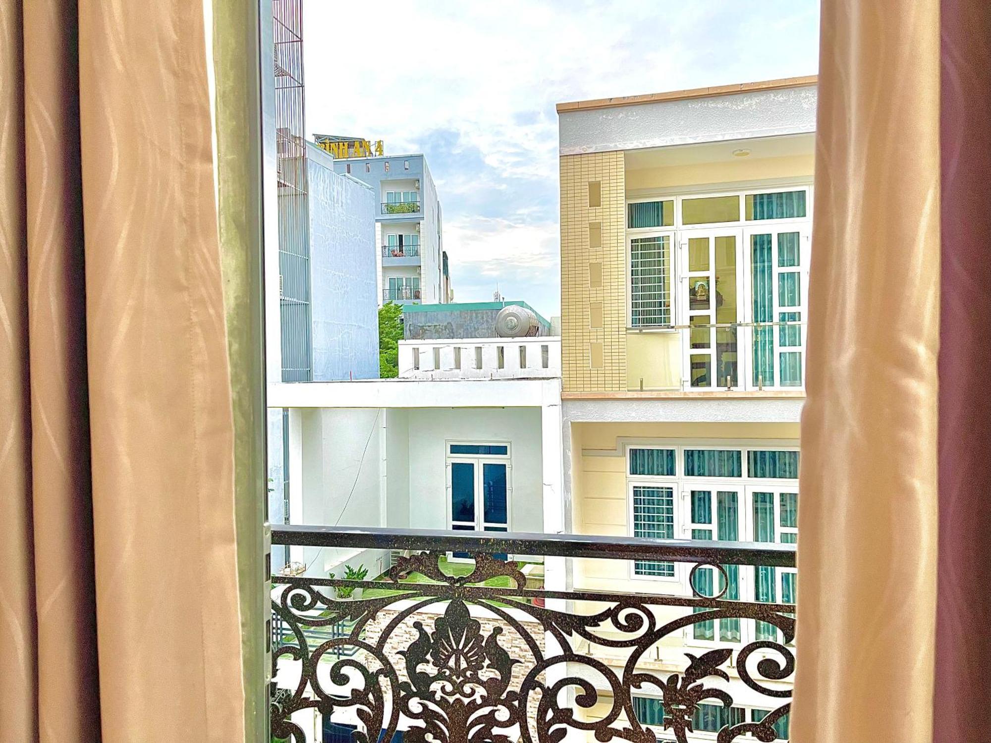 Helen Hotel & Apartment Вунгтау Екстер'єр фото